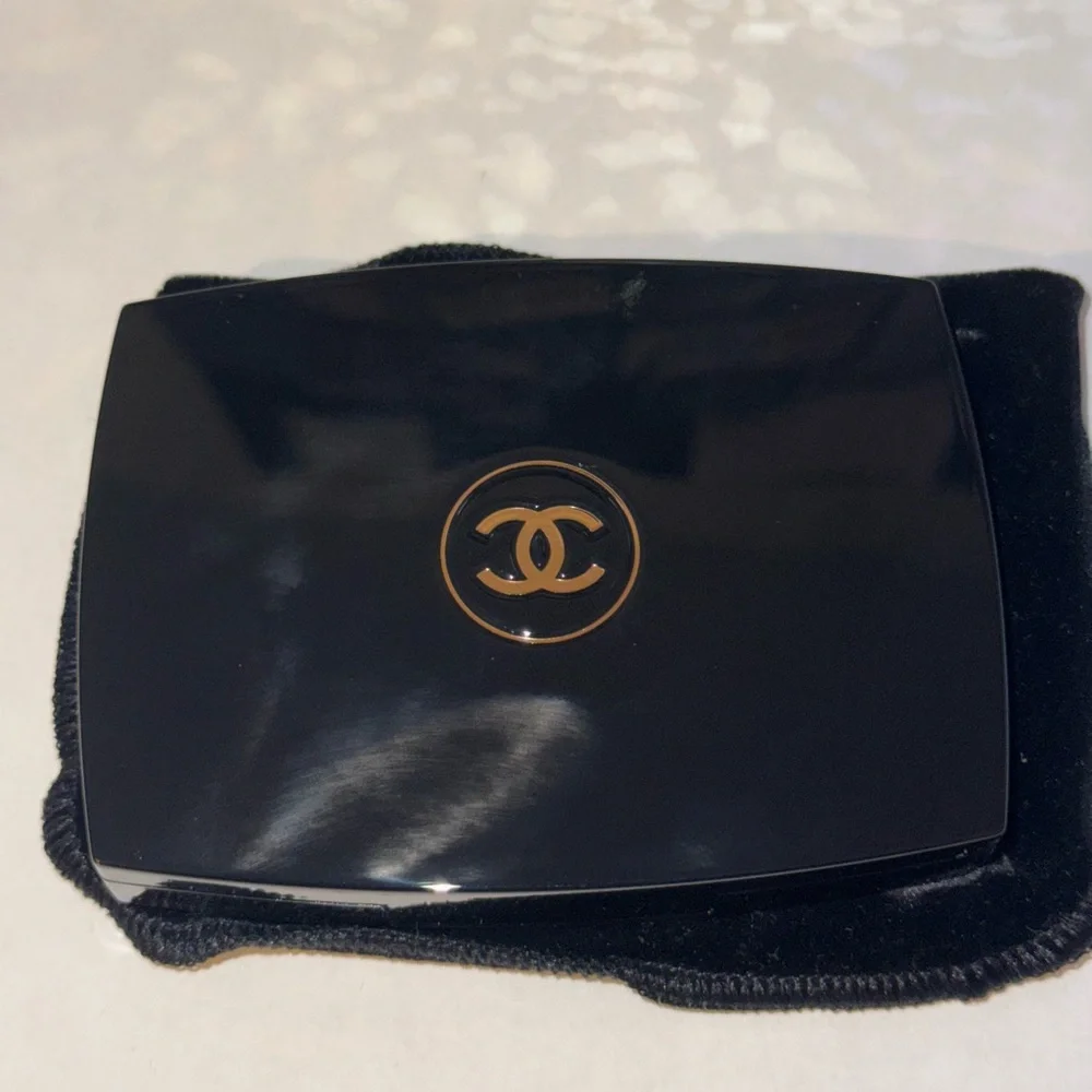 CHANEL La Palette Caractere Lip Palette